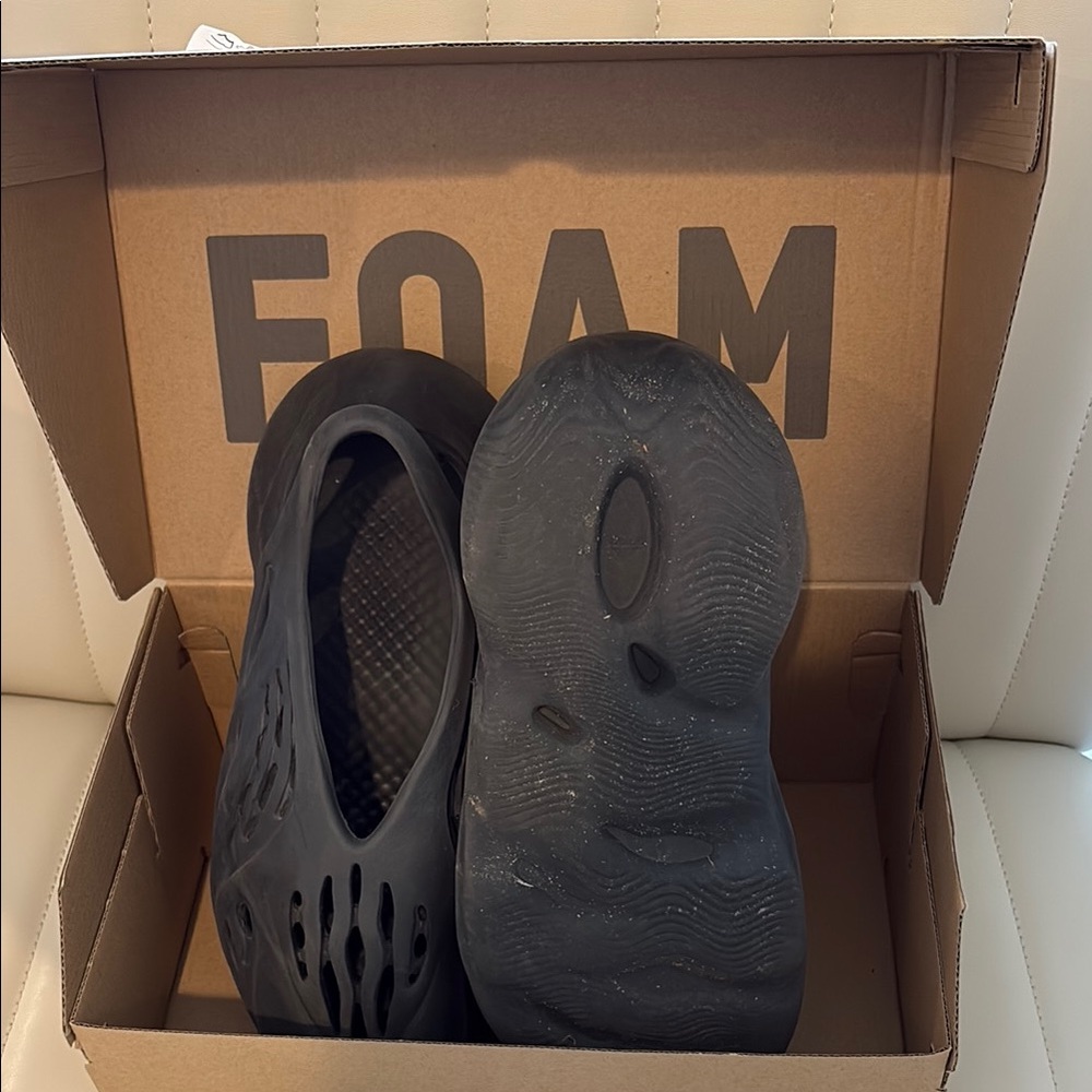 Adidas YZY Foam RNR Originals - Picture 4 of 6